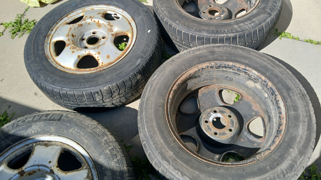 Michelin X-Ice Studless Tires 225/65R17 - photo 5