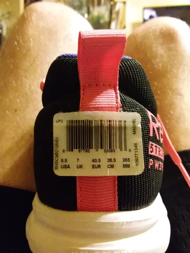 🤶 🆕 Reebok Woman's Running Shoes 👟 Retails $95+Tx  🆕 image indicator(4)