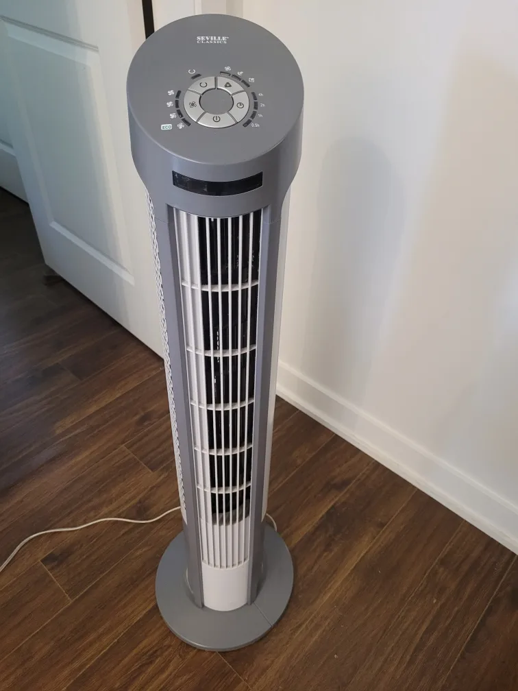 Seville Classics Tower Fan 40"in height with remote control