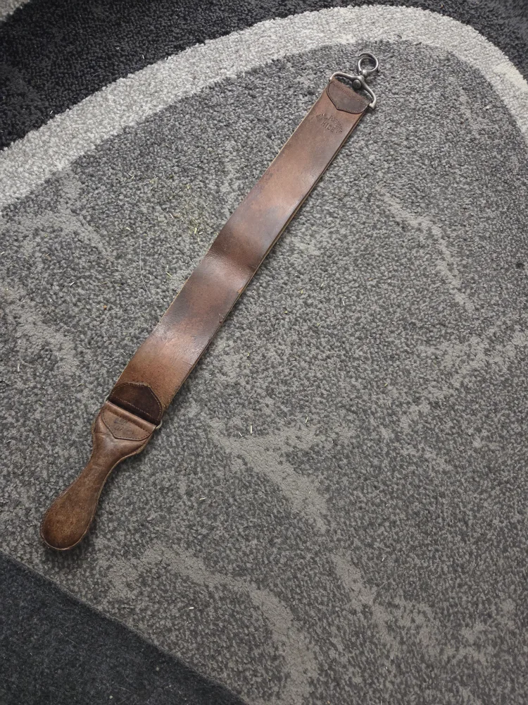 Vintage Leather & Canvas Straight Razor Strop thumbnail