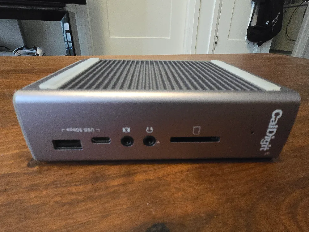 CalDigit TS3 Plus Thunderbolt 3 Dock – Premium Connectivity Hub image indicator(3)