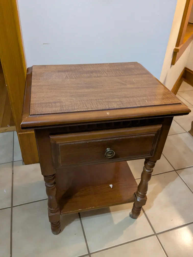 Maple Nightstand with Drawer & Shelf – Vintage thumbnail