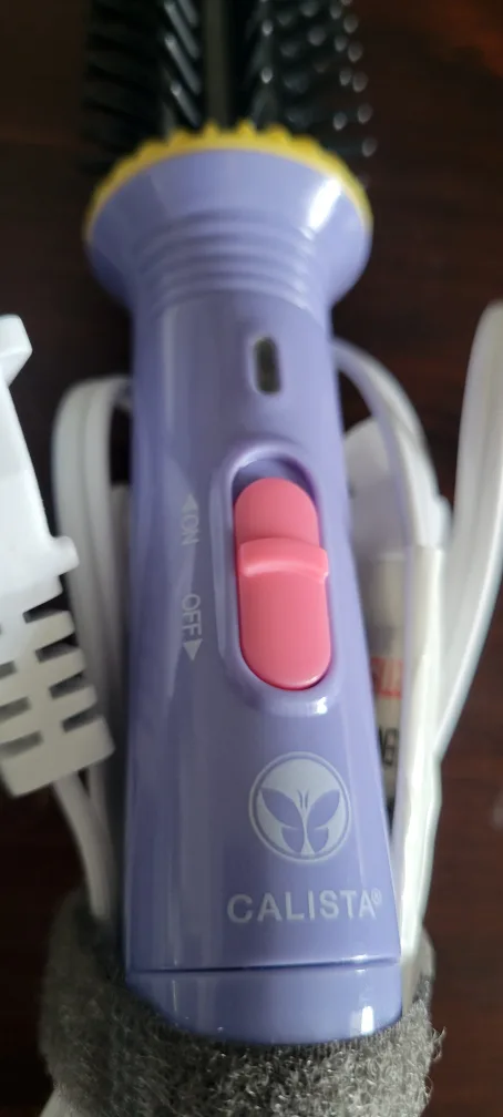 Brand new never-used Calista GoGo Mini Round Electric Brush image indicator(4)