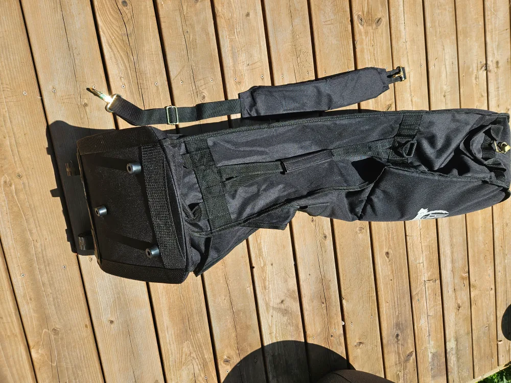 HS Golf Premium Travel Bag with Wheels - Black image indicator(4)