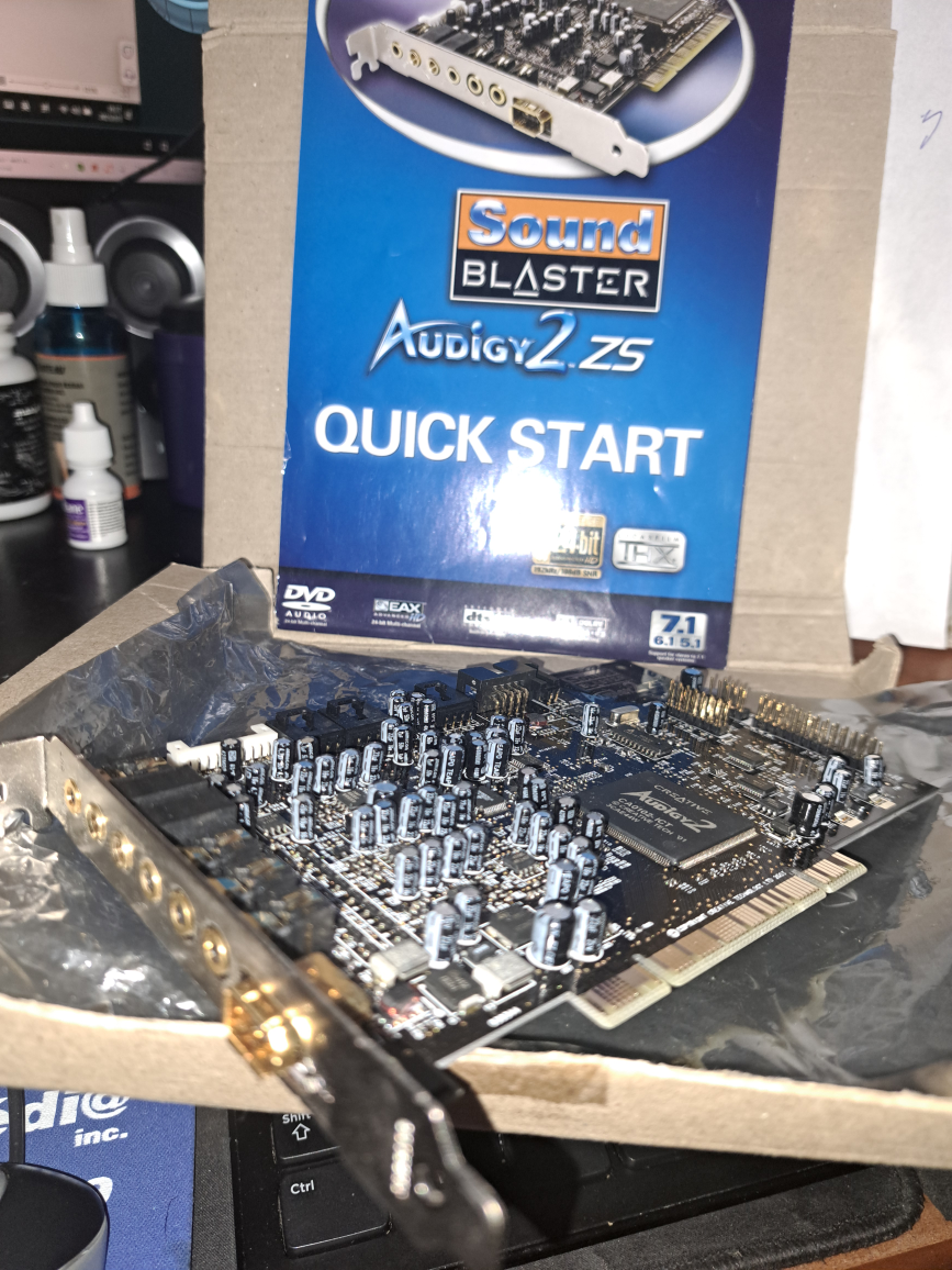 Creative Labs Sound Blaster Audigy 2 ZS SB0350  🏆 - photo 3
