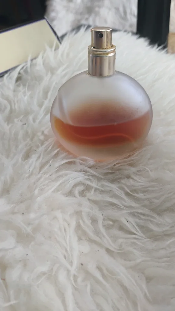 🇨🇦 Avion Perfume thumbnail