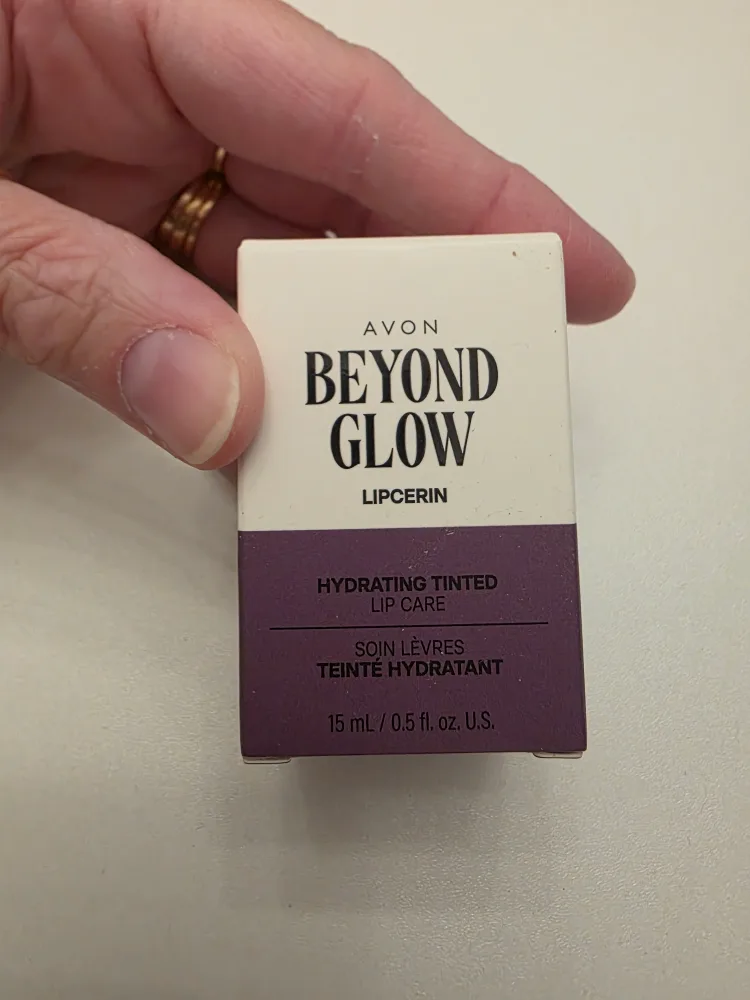 BNIP Avon lipcerin thumbnail