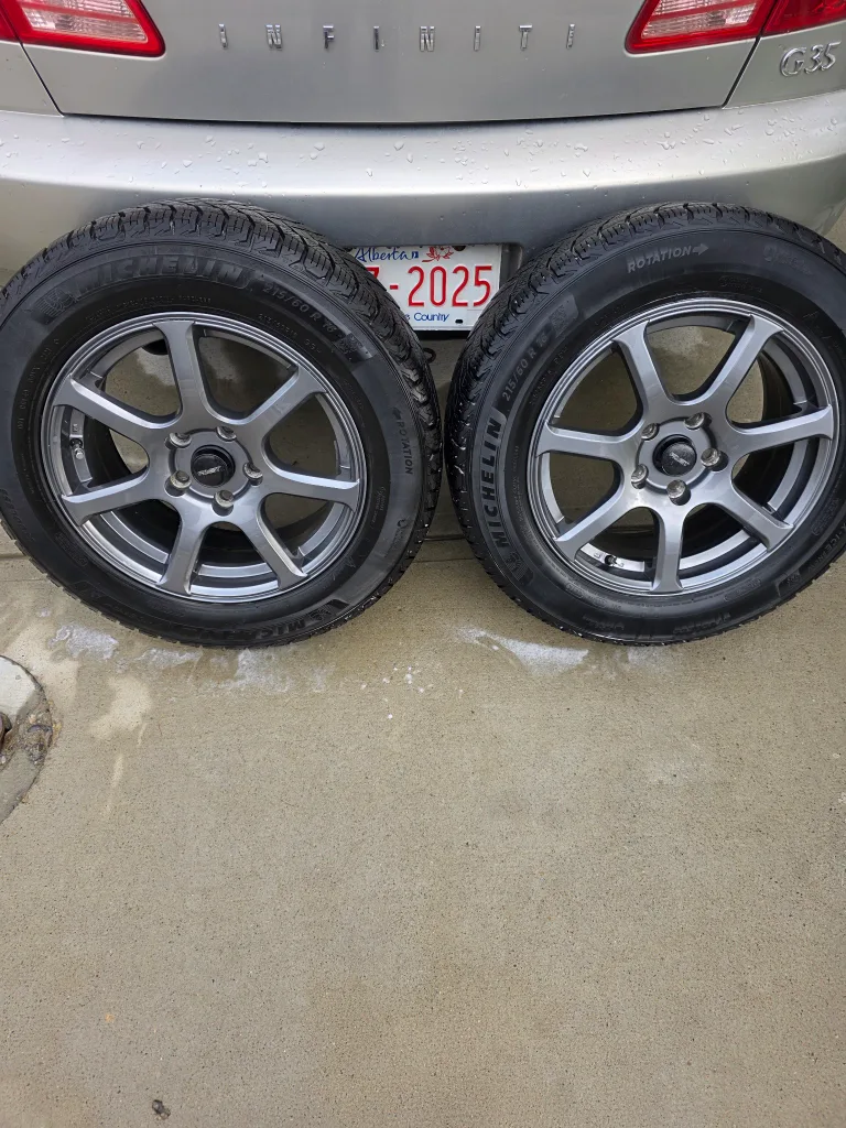 Michelin X-Ice Snow Tires on Rims - 215/60 R16 thumbnail