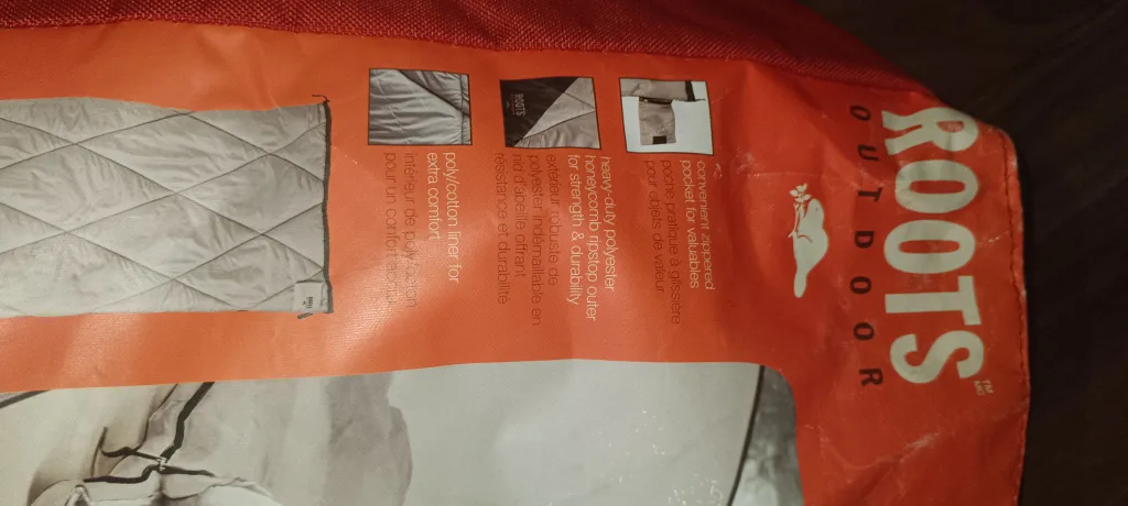 Roots Outdoor Sleeping Bag with Pillow image indicator(8)