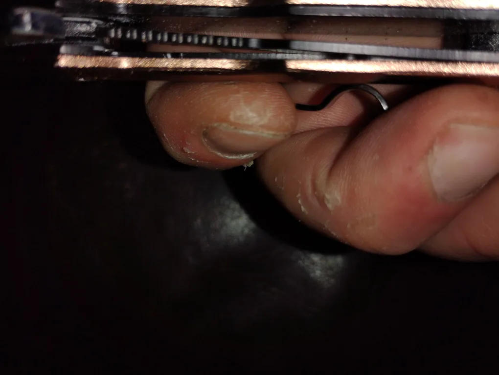 Folding Pocket Knife - Gold Handle, Camo Blade image indicator(5)