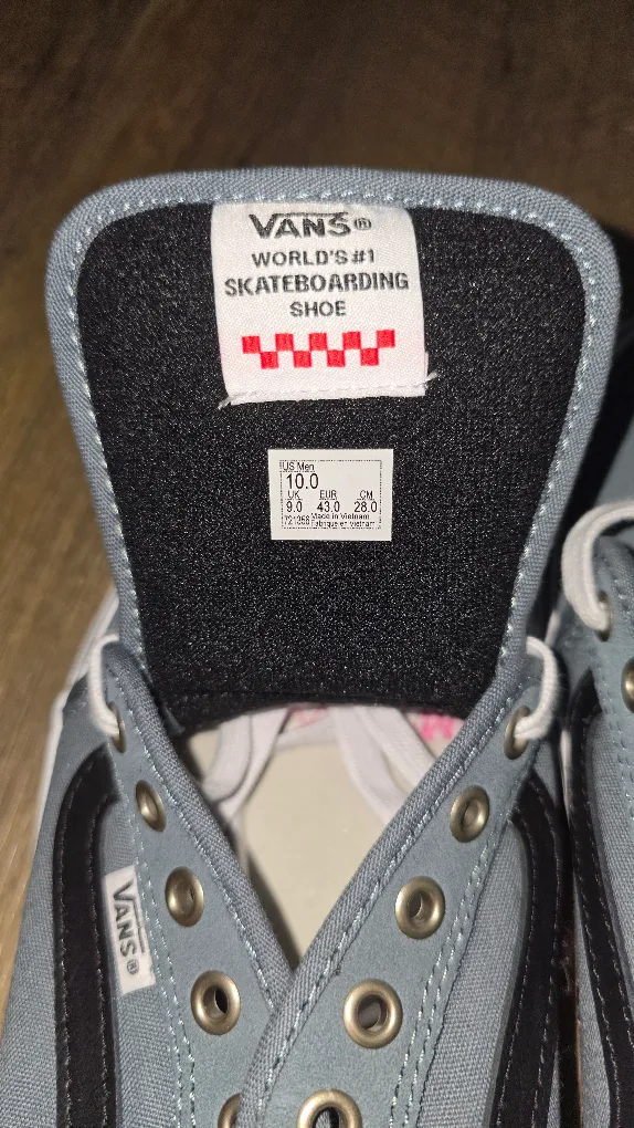 Vans Sk8-Low Grey Sneakers image indicator(2)