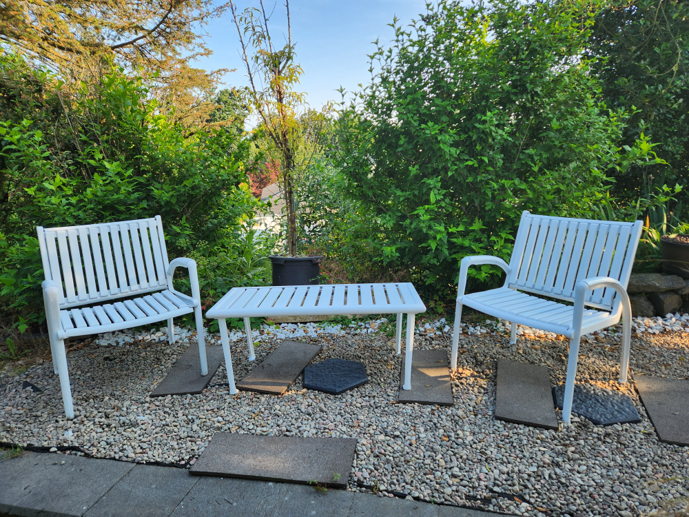 cast iron and wood White Outdoor Patio Set - 2 Chairs & Table - photo 4