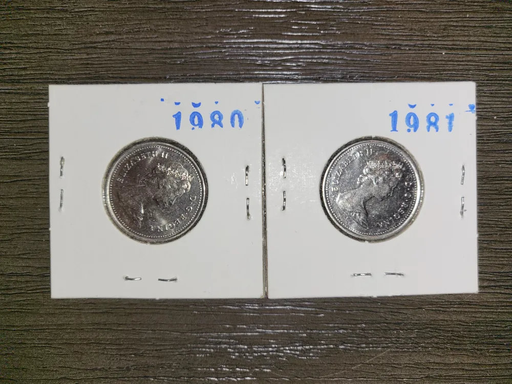 Vintage1980 & 1981 Canadian Quarter image indicator(4)