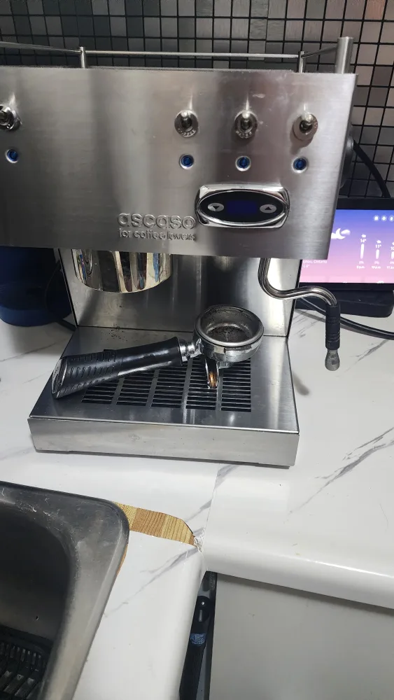 Ascaso Coffee Machine & DeLonghi Coffee Grinder image indicator(6)