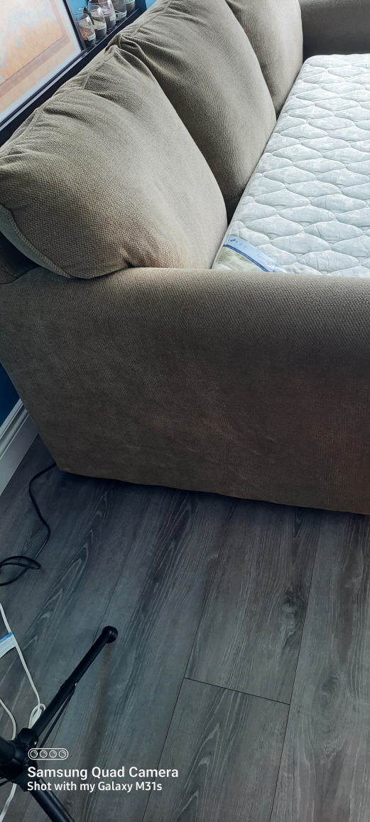 Lazboy Sofa Bed - Pull Out Mattress - photo 5