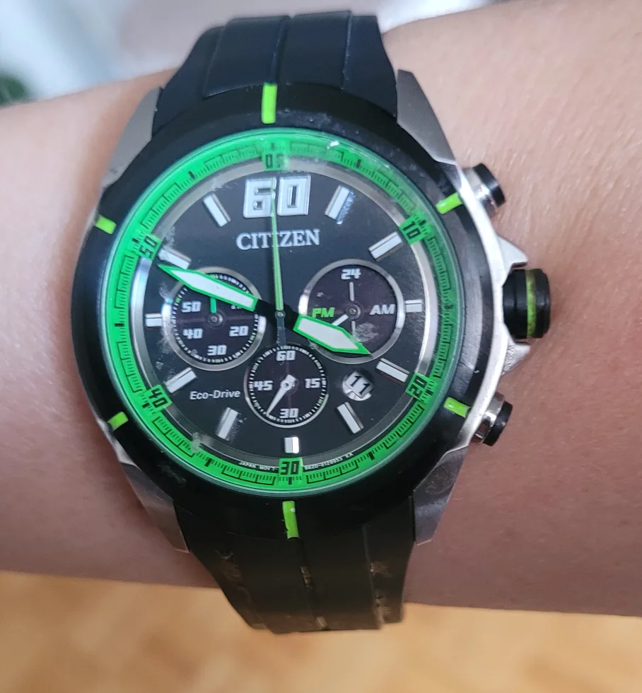 🇨🇦Citizen Eco-Drive Watch - Black & Green thumbnail