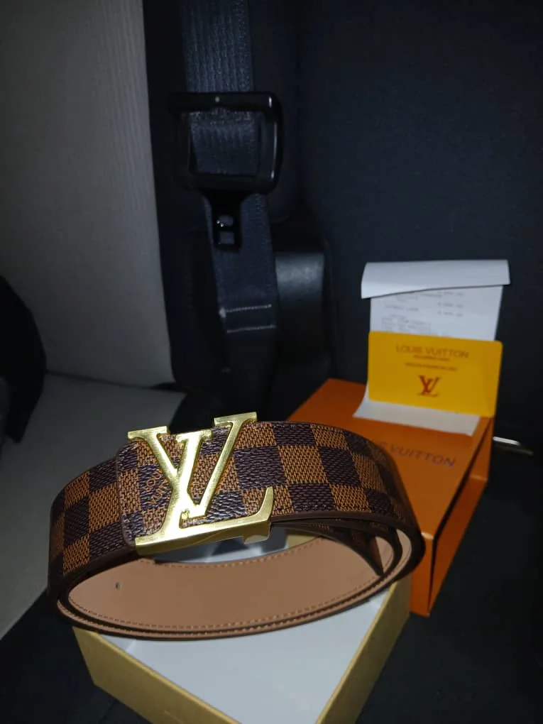 Louis Vuitton Damier Belt - New in Box! thumbnail