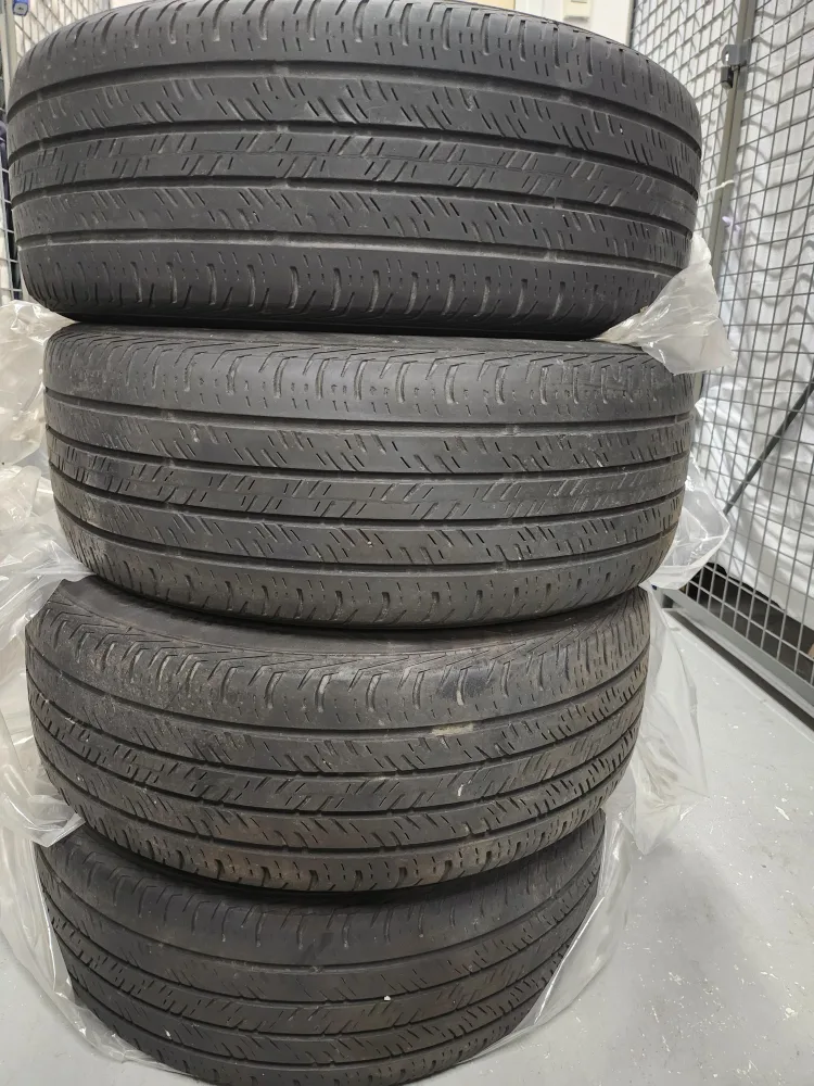 Continental P205/65 R16 Tires - Set of 4 image indicator(2)