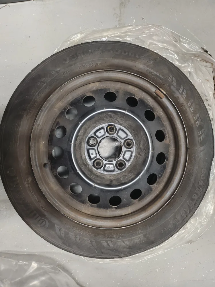 Continental P205/65 R16 Tires - Set of 4 image indicator(5)