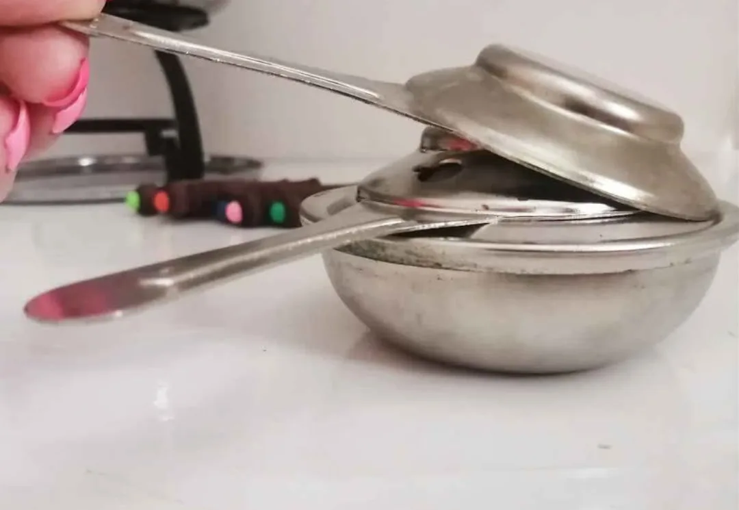 Stainless Steel Fondue Set ~ Retro ~ 1970s Kitchen image indicator(6)