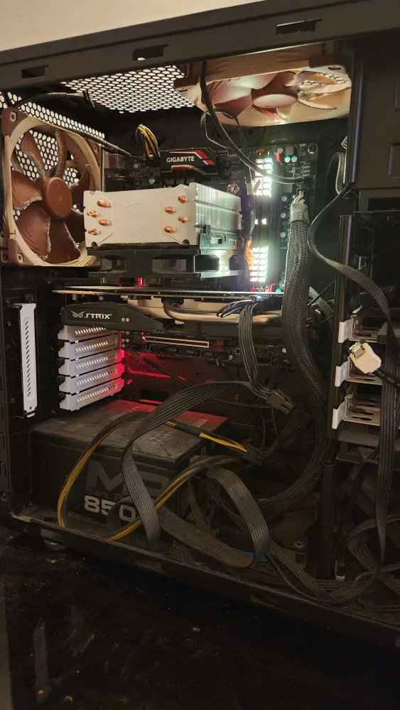 Custom Built PC - GTX970, I5-6600, 16GB RAM, Large ATX Case image indicator(2)