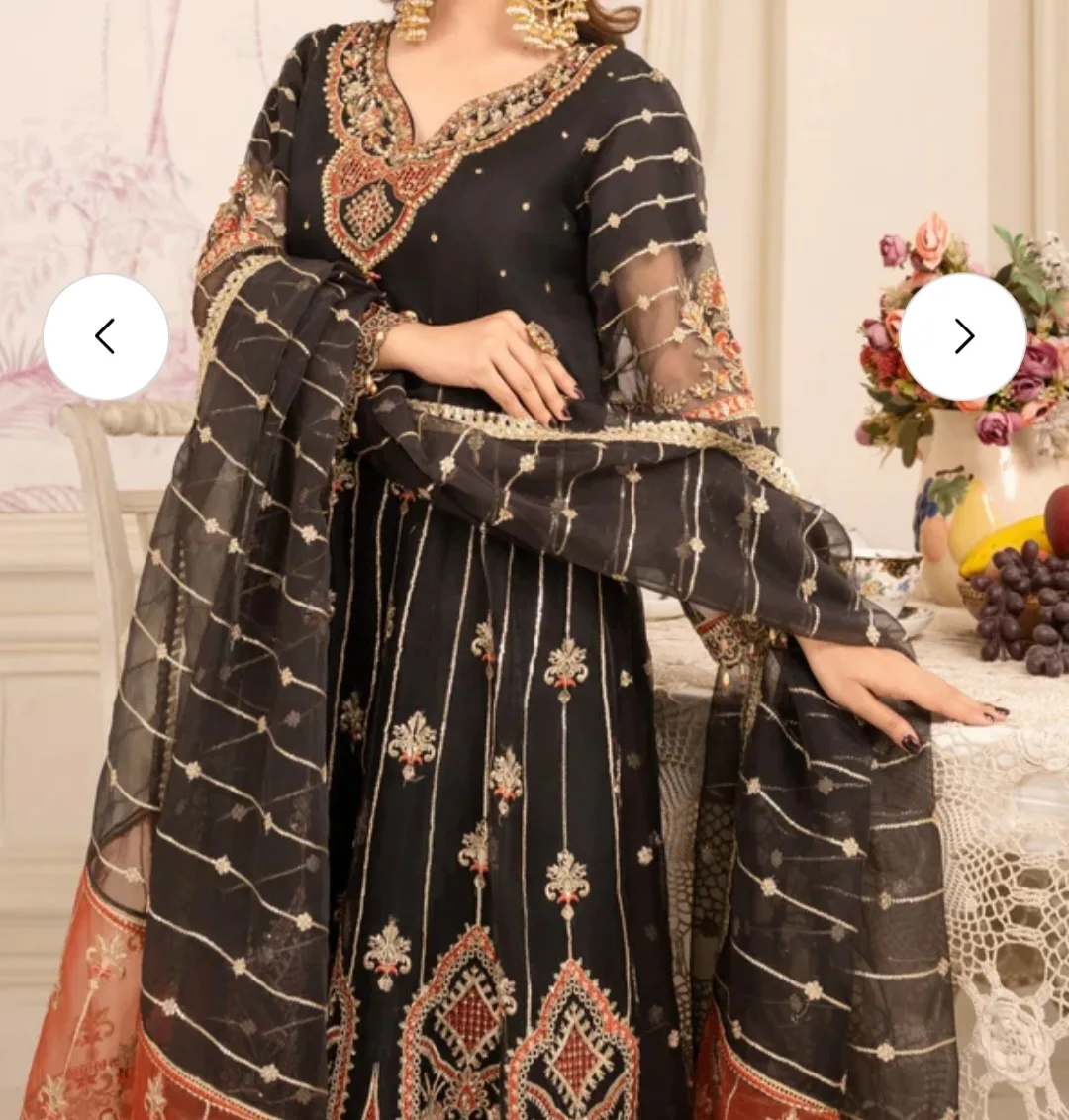 Black Embroidered Maxi Dress - Size S image indicator(4)