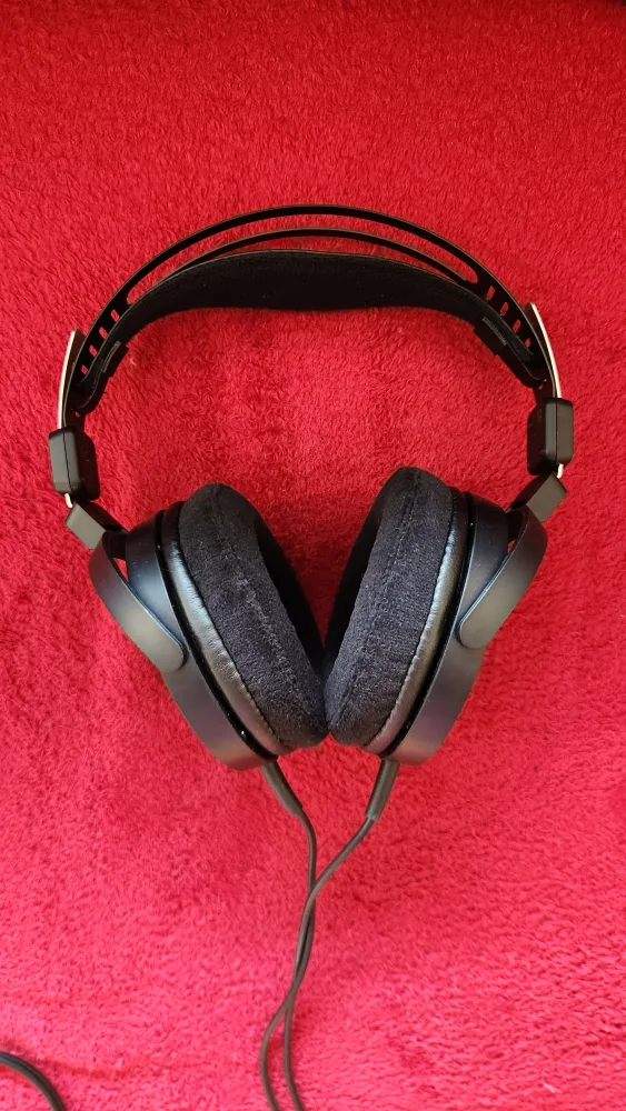 Audio-Technica ATH-R30x Professional Headphones
