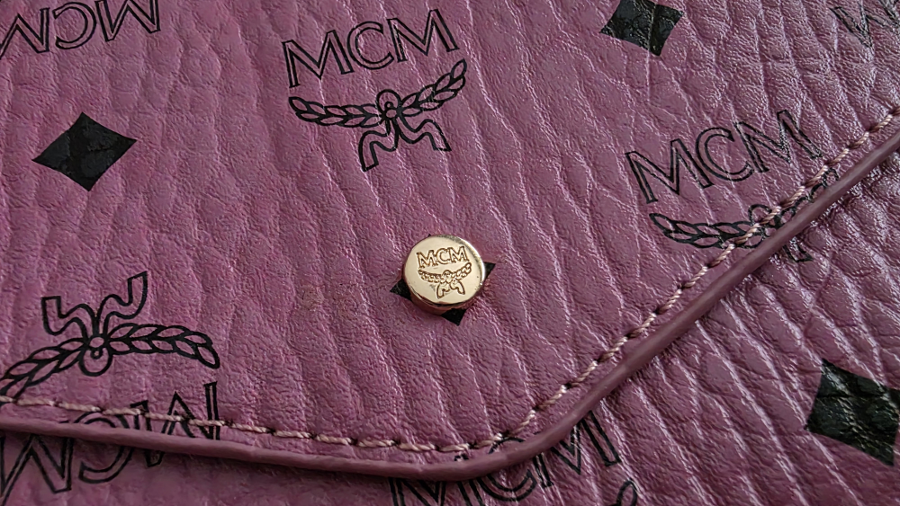 MCM Pink Leather Clutch with Box - photo 3