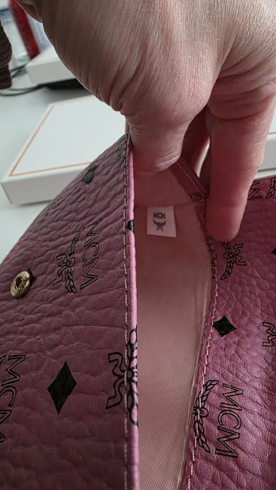 MCM Pink Leather Clutch with Box - photo 5