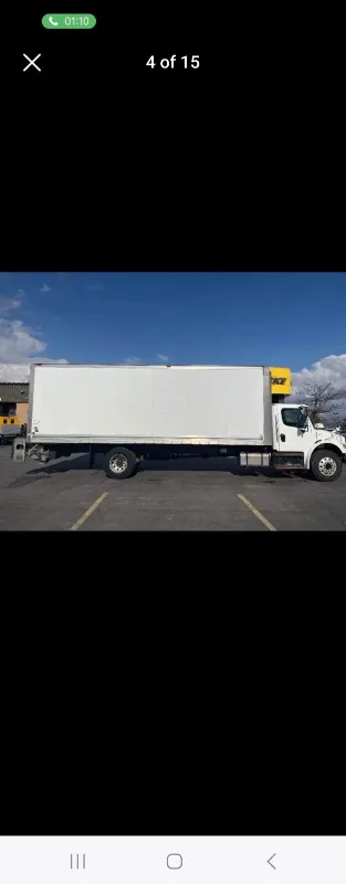 Freightliner Box Truck - Moving Ready! thumbnail