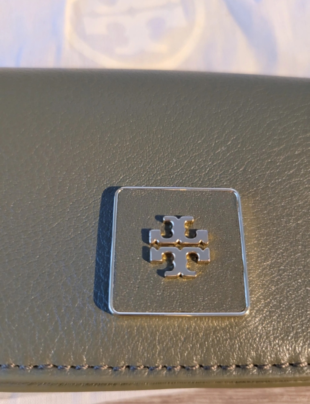 Tory Burch Leather Card Case - Olive Green - photo 3