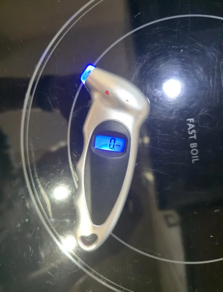 Digital Tire Pressure Gauge – 150 PSI – Backlit LCD (Silver) thumbnail