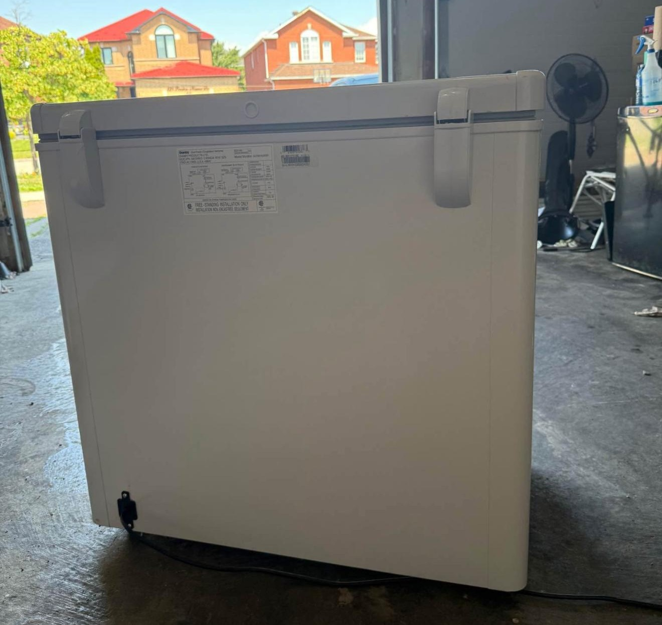 Danby 5.1 cu ft Chest Freezer – Excellent Condition - photo 3