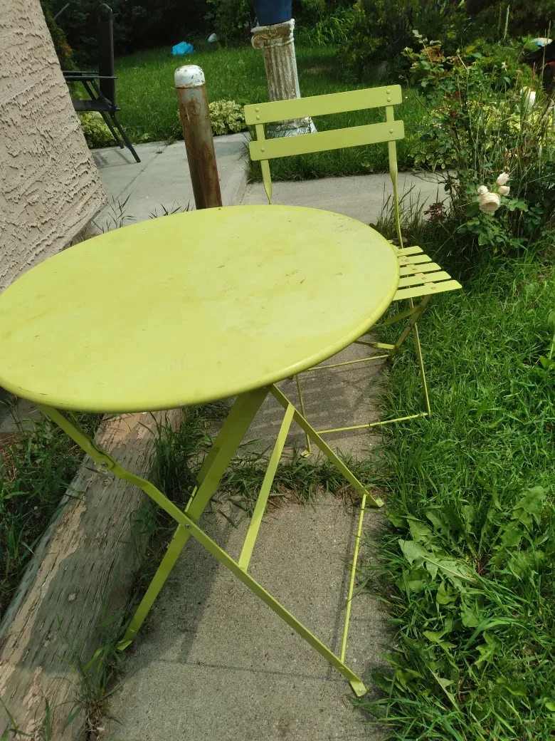 Lime Green Metal Bistro Set - Table & Chair thumbnail