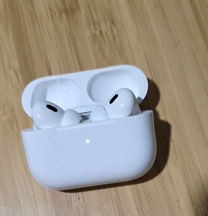 Apple AirPods Pro 2nd Gen