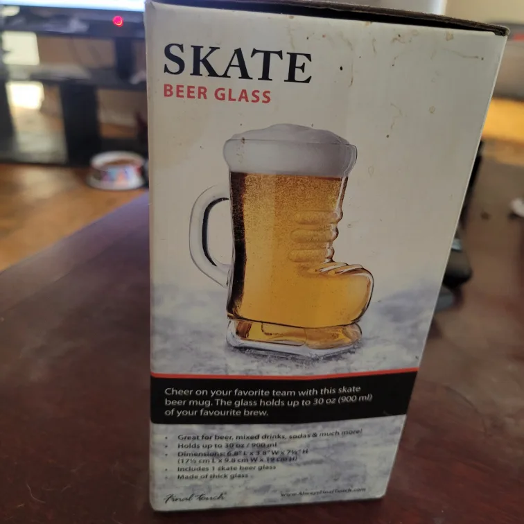 Final Touch Skate Beer Glass - New in Box! image indicator(2)