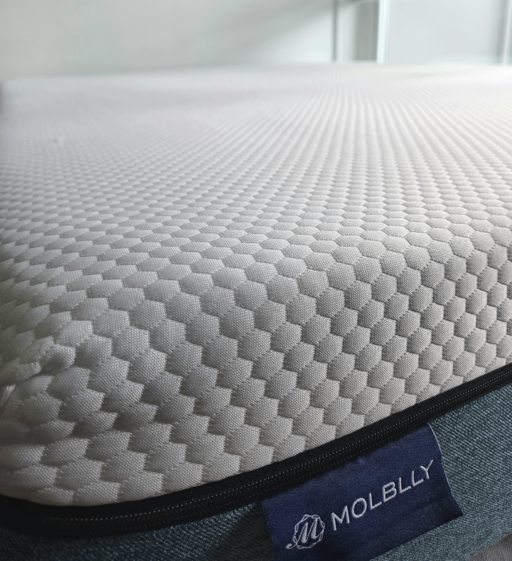 Molblly Double Memory Foam Mattress - Like New | Barely Used