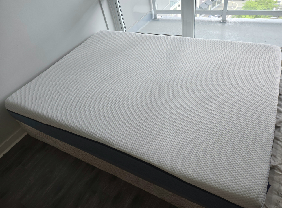 Molblly Double Memory Foam Mattress - Like New | Barely Used - photo 3