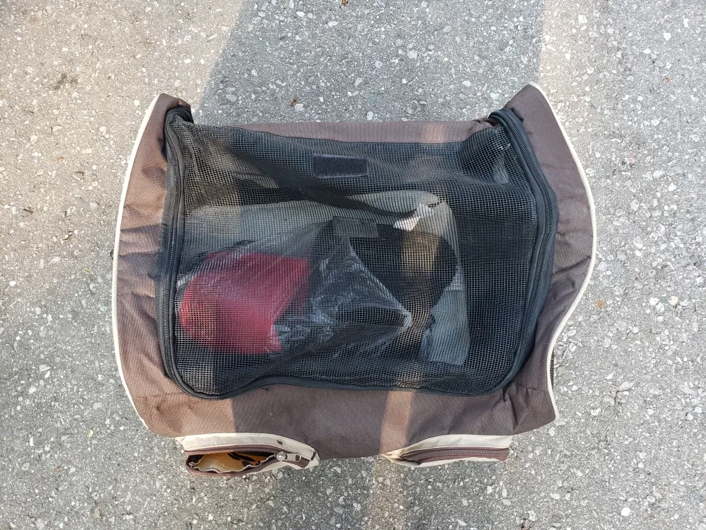 Brown Pet Carrier Bag image indicator(2)