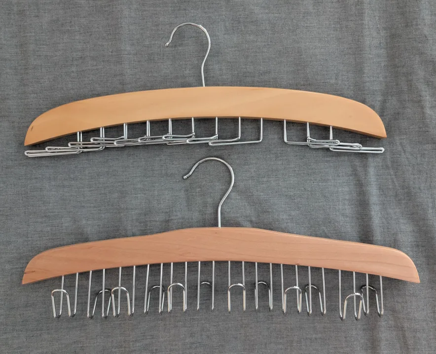 45 Wooden Hangers - Clothes, Suits, Belt and Tie Hanger image indicator(3)