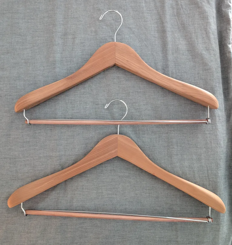 45 Wooden Hangers - Clothes, Suits, Belt and Tie Hanger image indicator(4)
