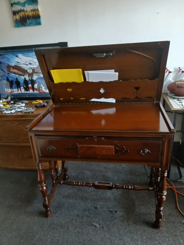 antique desk thumbnail
