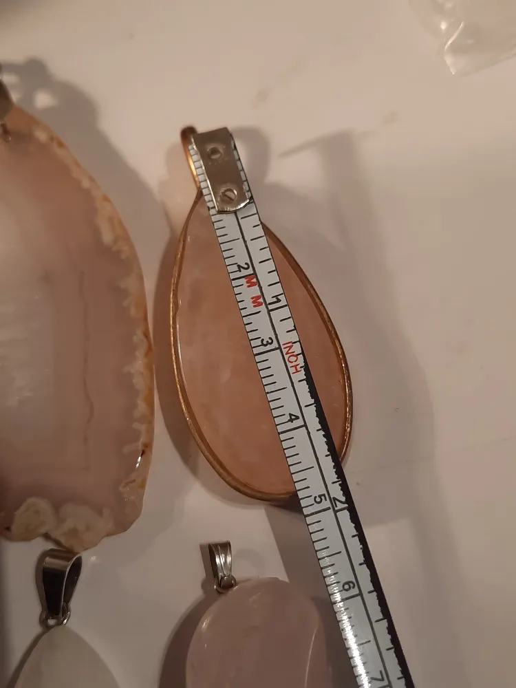 Rose Quartz & Agate Pendants, Various Sizes image indicator(4)