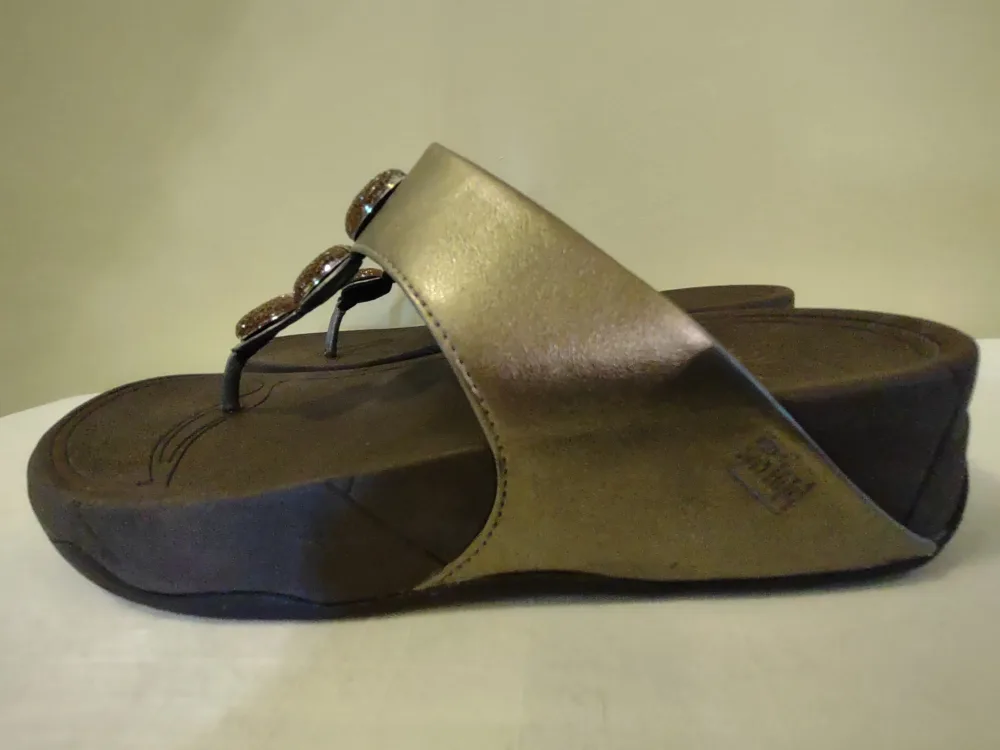 Fitflop A68-012 US 7 Sandals image indicator(4)