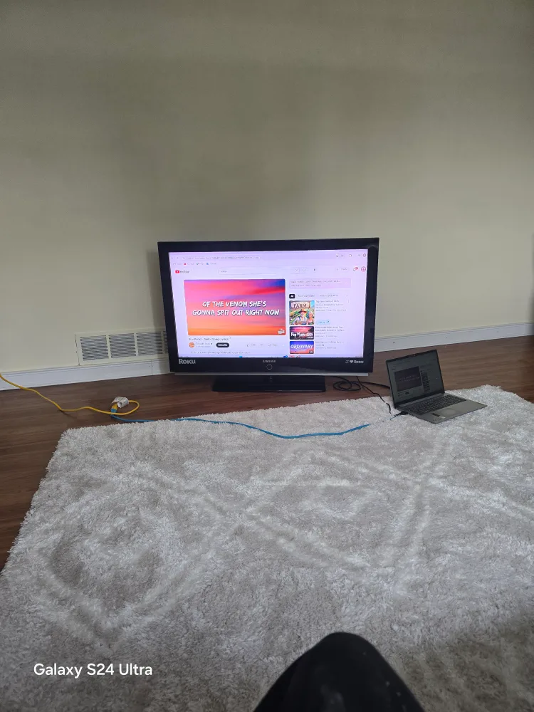 Samsung LN-S4695D 46" HDTV LCD TV thumbnail