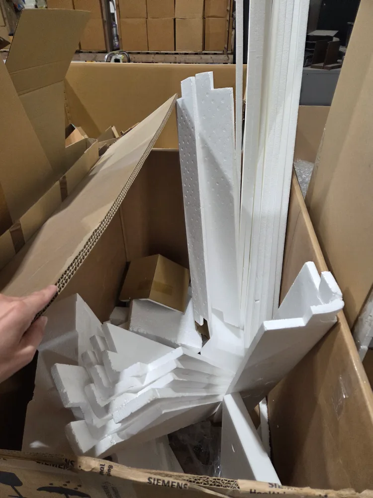 #freecycle  Cardboard and foam- Variety of Sizes thumbnail