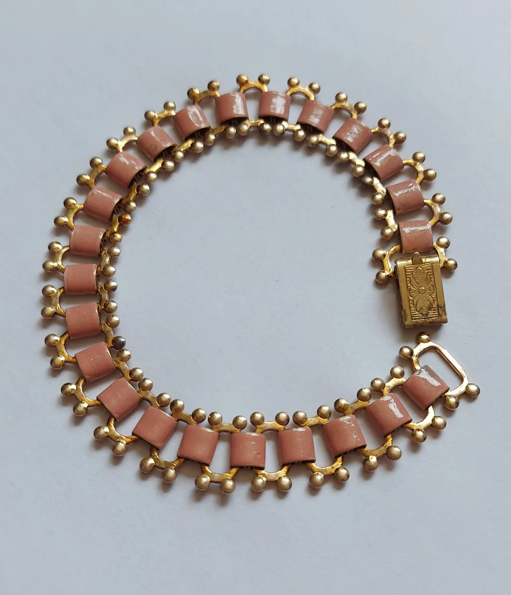 Vintage Pink & Gold Tone Bracelet thumbnail