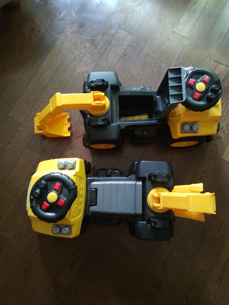 CAT Ride-On Excavator Toy image indicator(4)