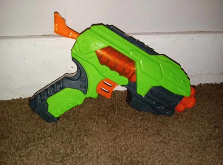 Toy Blaster - Green & Orange thumbnail
