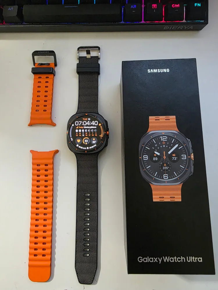 Samsung Galaxy Watch Ultra with Extra Band thumbnail